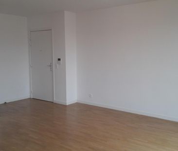 location Appartement F2 DE 47.6m² À ASNIERES - Photo 1