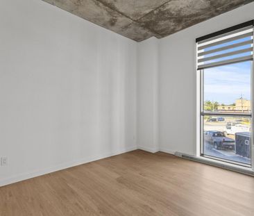 230 Boulevard Harwood - Photo 3