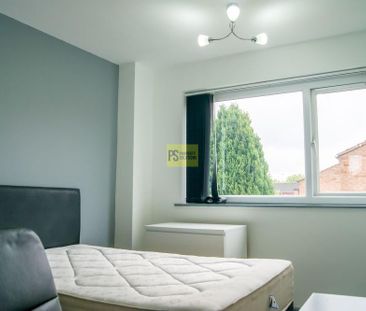 5 bedroom semi-detached house to rent - Photo 2