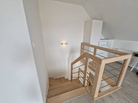 Dwupoziomowe mieszkanie przy ul. Okulickiej - Photo 2