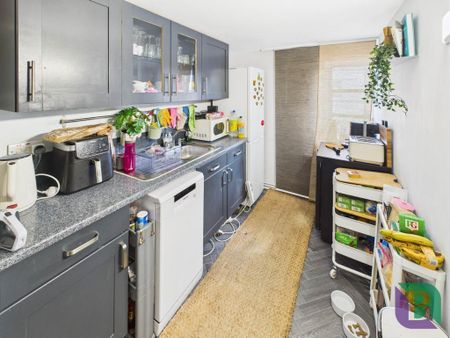1 bedroom flat to rent - Photo 4