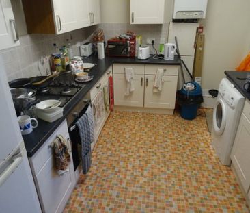 6 Bed - Estcourt Avenue, Headingley, Ls6 - Photo 1