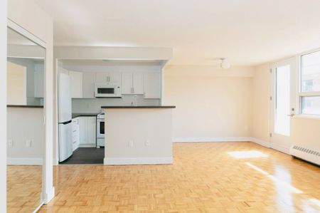 For Lease - 1500 Bathurst Street Unit# 1008, Toronto, Ontario - Photo 2