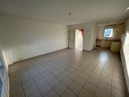 Location maison 3 pièces 63.18 m2 à Montbazon - Photo 2