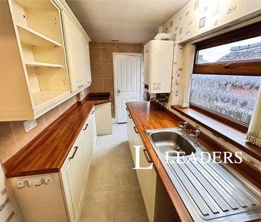 2 bedroom terraced house to rent - Photo 3