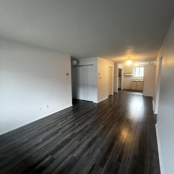 Grand Logement 2 Chambres - Ch. Freeman - Photo 1