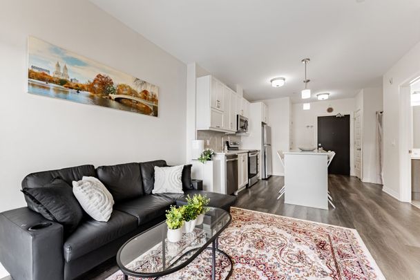 For Lease - 102 Grovewood Common Unit# 531, Oakville, Ontario - Photo 1