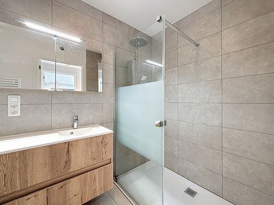 Rez-de-chaussée - à louer - Photo 1