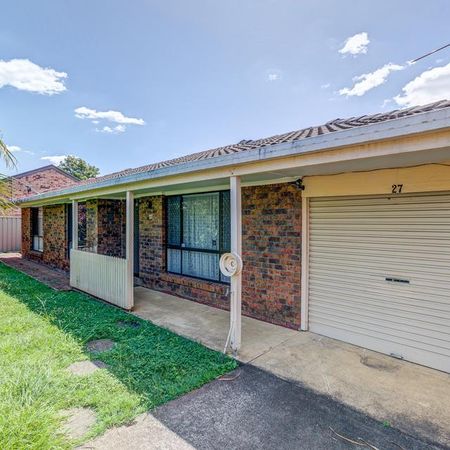 3 Bedroom Family Home! - Photo 4