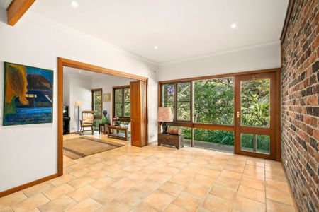 PRIVATE RAINFOREST SANCTUARY – LAWN MAINTENANCE INCLUDED - Photo 3