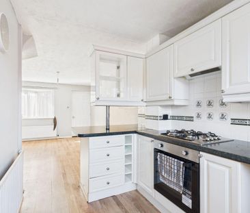 2 bedroom terraced house to rent - Photo 6