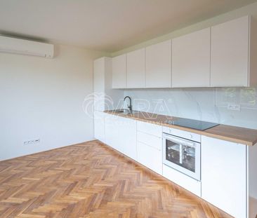 Pronájem bytu 2+kk 45 m² - Photo 2