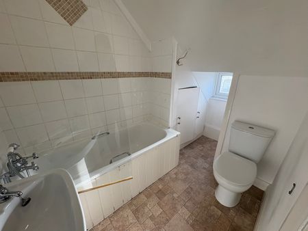 Princess Road, Branksome, Poole, Dorset, BH12 - Photo 4