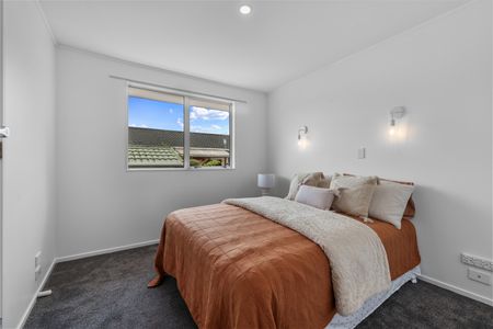 3/56 Flanshaw Road, Te Atatu South - Photo 2