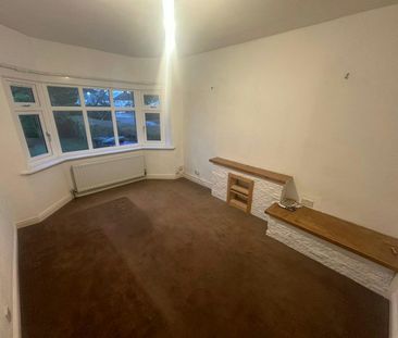 Semi-detached house to rent on - Photo 2