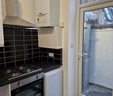 1 Bed Flat, Kentish Town Road, NW5 - Photo 6