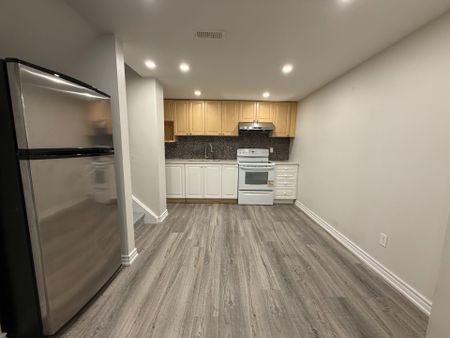 For Lease - 56 Robinson Street Unit# Lower, Markham, Ontario - Photo 2