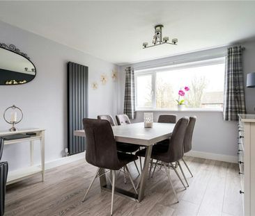 Terraced House to rent on - Photo 2