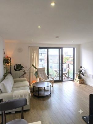 1 Bed Flat, Chadwick Court, E14 - Photo 1