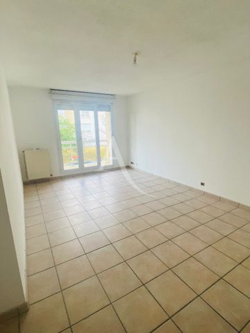 Location Appartement 2 pièces 46m² - Photo 2