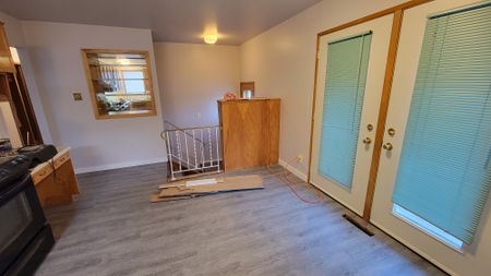 3 Bedroom Bungalow For Rent In Marlborough | Pet Friendly | Lrt Access - Photo 2