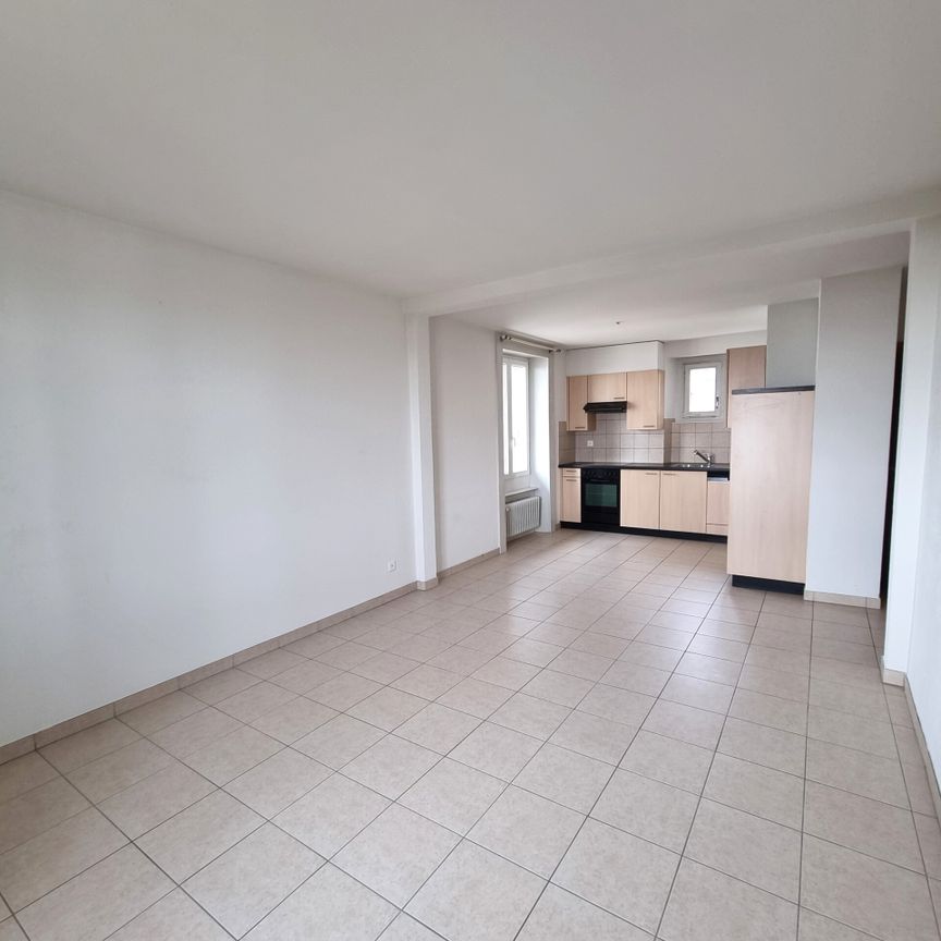 Joli appartement de 3 pièces au 1er étage avec balcon et vue sur le lac situé dans un quartier calme - Photo 1