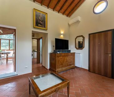 Via del Poggiolino, Florence, Tuscany 50139 - Photo 3