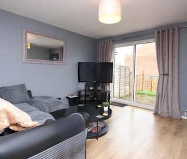 A two bedroom unfurnished mid-terrace house in Bradley Stoke with p... - Photo 3