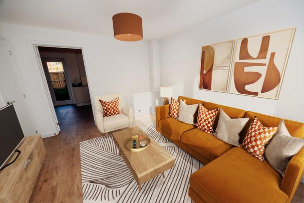 4 bedroom detached house to rent - Photo 1
