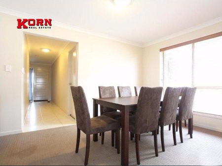 17 Davison Crescent, Smithfield Plains - Photo 2