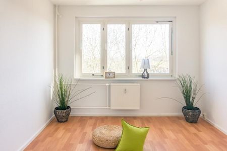 Ruhig gelegene 3-Raum-Wohnung mit Balkon - Foto 2