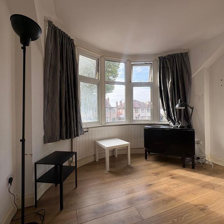 1 bedroom house of multiple occupation to rent - Photo 1