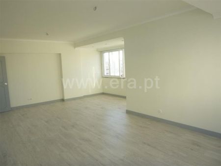Apartamento T4 em Lisboa - Photo 3