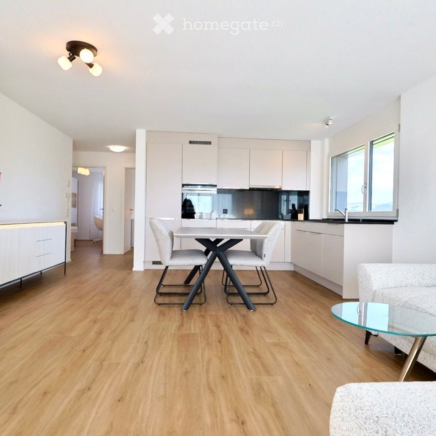 Moderne / Möblierte 3.5 Zimmer Wohnung in Steinhausen - Photo 1