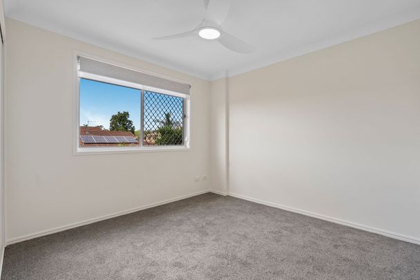 11/9 Premworth Place, Runcorn QLD 4113 - Townhouse For Rent | Domain - Photo 1