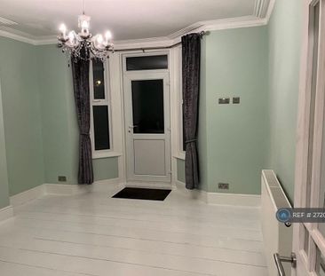 4 bedroom terraced house to rent - Photo 1