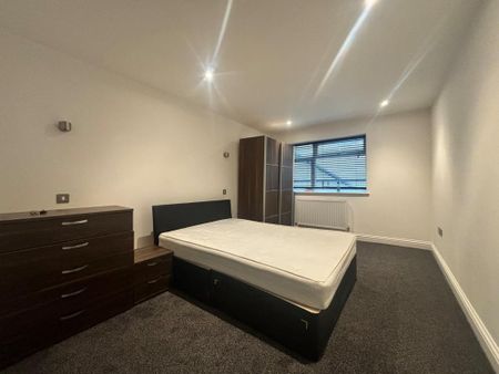 2 bedroom flat to rent - Photo 4