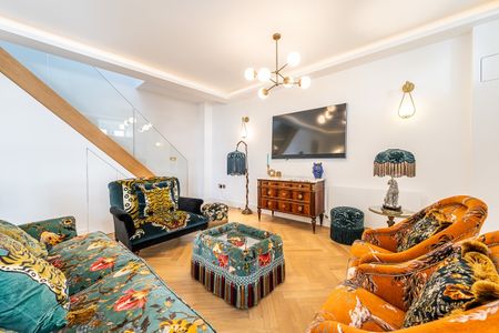 2 bedroom mews to rent - Photo 4