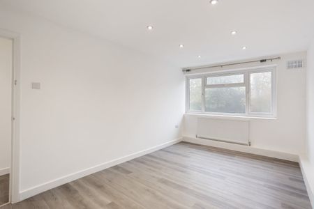 3 bedroom flat to rent - Photo 5