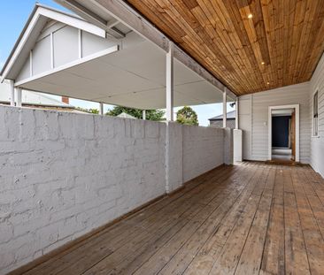 Comfortable & Convenient Living in a Handy Location - Photo 4