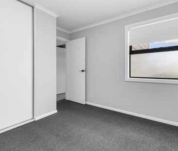 Spacious 3-Bedroom Home in Blakeview - Perfect for Modern Living - Photo 1