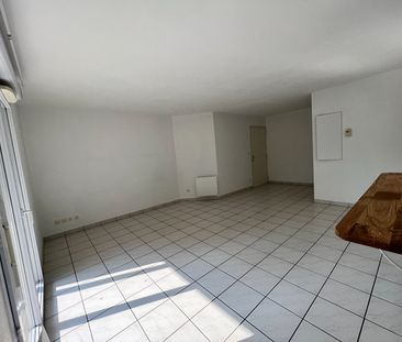 Location Appartement 2 pièces 50m² - Photo 3