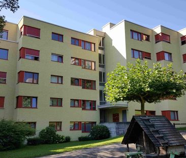 "Grösszügige, moderne 4.5 Zimmer-Wohnung "Mieten ohne Kaution"" - Photo 1