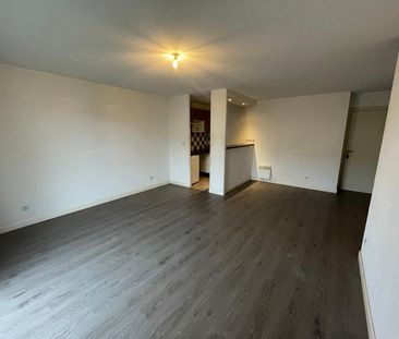Location Appartement 2 pièces 45m² TOULOUSE 31200 - Photo 2