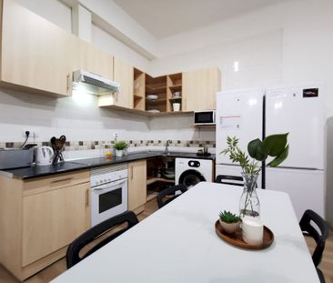 Cozy room in Preciados, Madrid - Photo 4