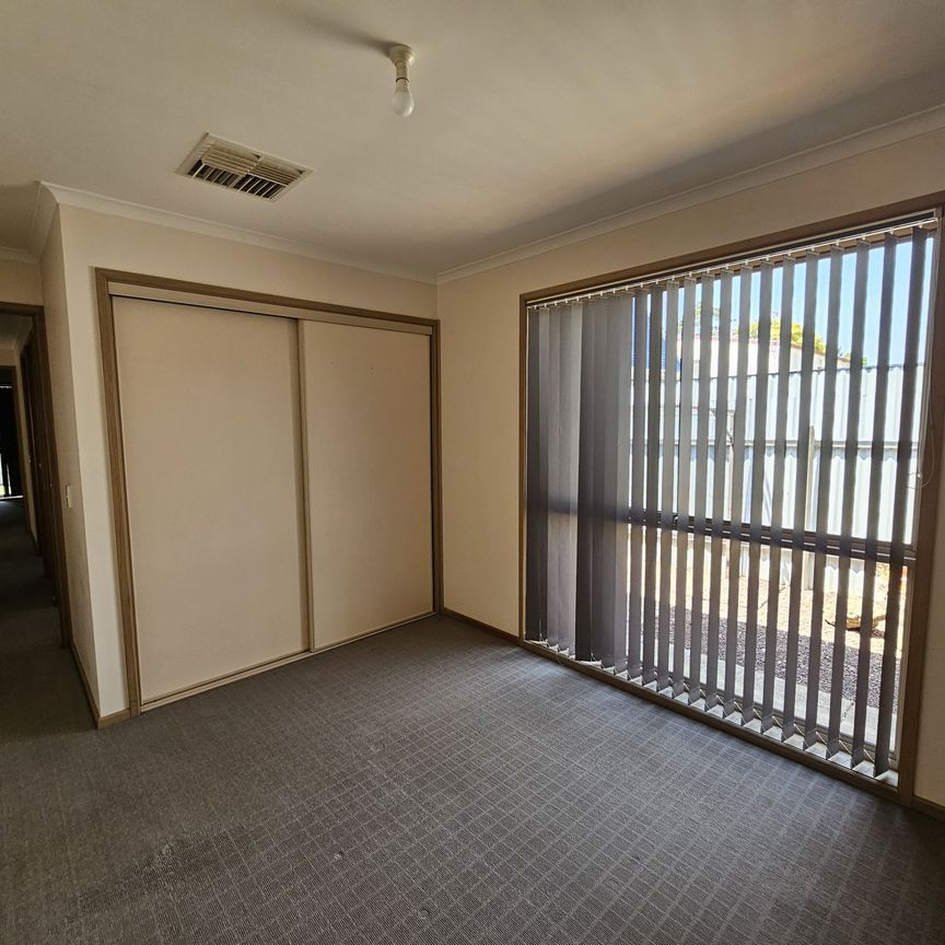 Unit 3/28 Leonard Street - Photo 1