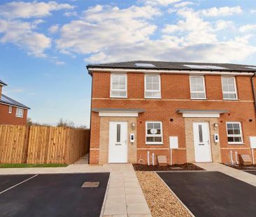 2 bedroom terraced house to rent - Photo 2