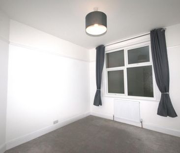 2 bedroom maisonette to rent - Photo 4