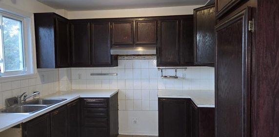 Appartement triplex 5 1/2 Longueuil - Photo 2