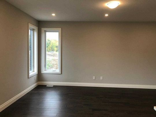 For Lease - 1360 John Kenney Drive, London North, Ontario - Photo 1